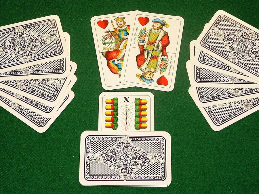 اشنپسن Schnapsen