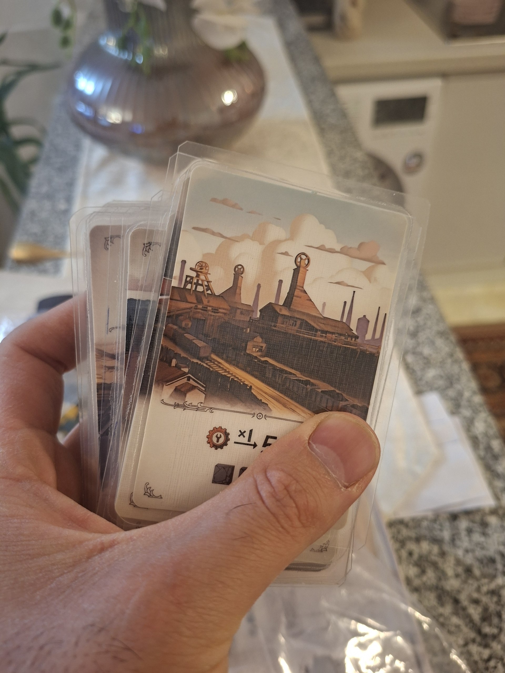 عکس واقعی آگهی